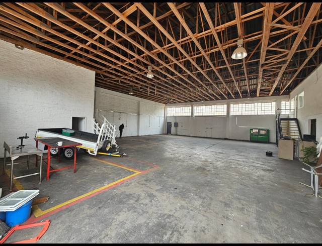 548M² WAREHOUSE TO LET IN MEADOWDALE